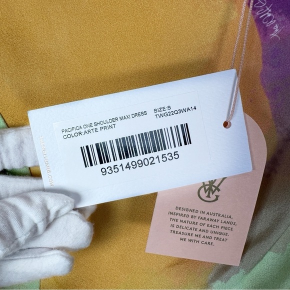 NEW The Wolf Gang Pacifica One Shoulder Maxi Dress in Arte Print Size S - Picture 9 of 17